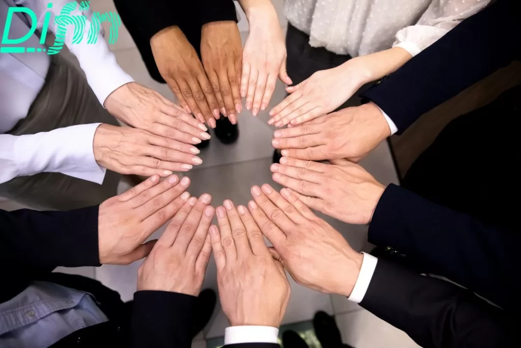 Membangun Komunitas Melalui Keterlibatan Aktif