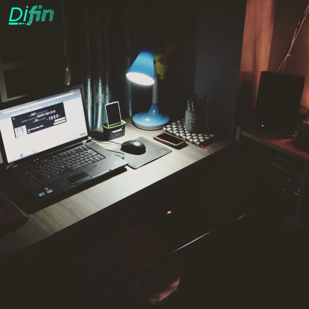 Membangun Keberadaan Online